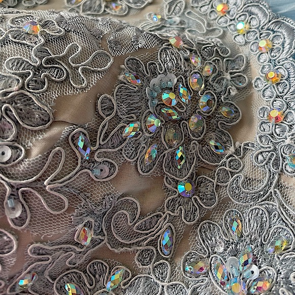 Gorgeous Perfect Condition Strapless Prom Dress - Picture 3 of 8